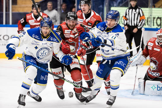 Leksands Fredrik Forsberg och Malmö Redhawks Pathrik