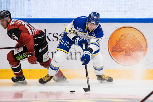 Leksands Mikael Ruohomaa och Malmö Redhawks Matias Lassen