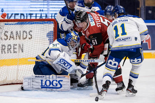Leksands målvakt Kasimir Kaskisuo och Malmö Redhawks Emil
