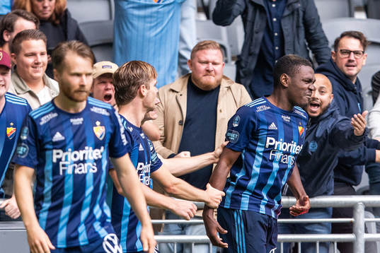 Djurgårdens Joel Asoro jublar
