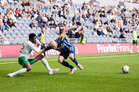 Hammarbys Aziz Mohammed Ouattara och Djurgårdens Magnus