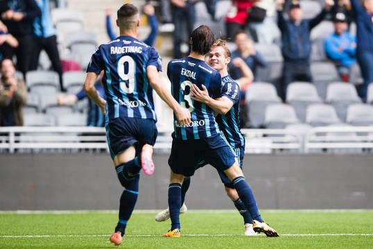 Djurgårdens Hjalmar Ekdal jublar