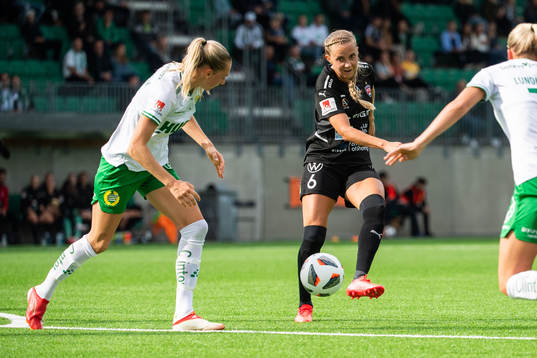 Rosengårds Ria Noora Minerva Öling och Hammarbys Ellen