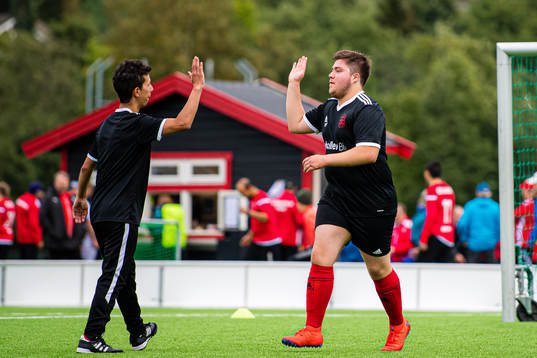 Michael Bruheim of Flatås IL Lions 1 celebrates