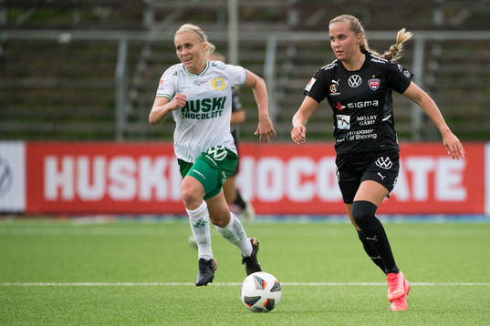 Hammarbys Ellen Gibson och Rosengårds Ria Noora Minerva