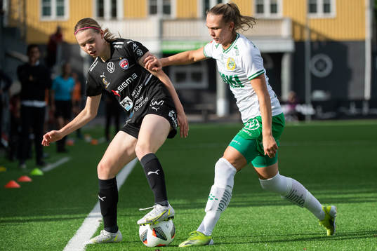 Rosengårds Bea Sprung och Hammarbys Frida Thörnqvist