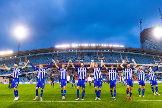 IFK Göteborgs spelare jublar