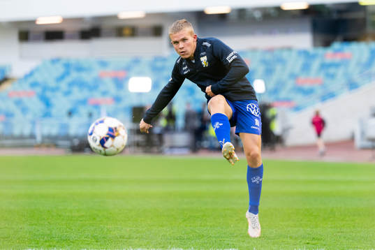 IFK Göteborgs Isak Dahlqvist innan fotbollsmatchen i