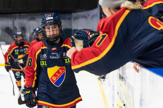 Djurgårdens Alice Östensson jublar