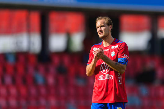 Östers Månz Berg jublar