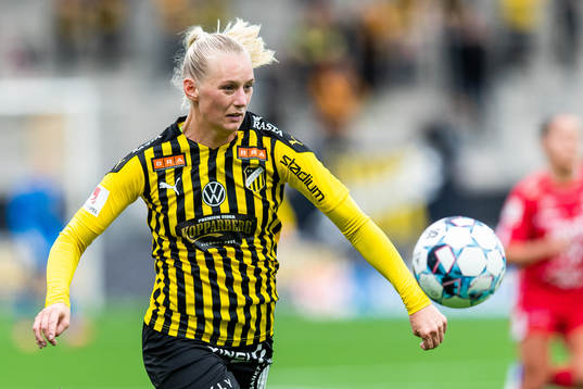 Häckens Stina Blackstenius