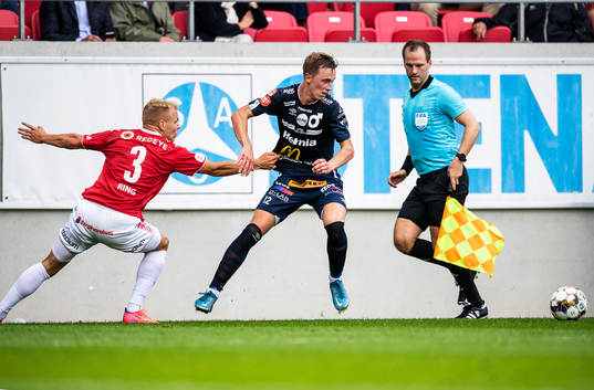 Kalmars Sebastian Ring och Degerfors Erik Lindell