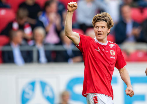 Kalmars Oliver Berg jublar