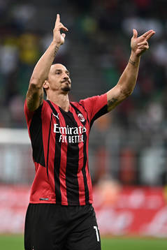 Zlatan Ibrahimovic of Milan celebrates scoring 2-0