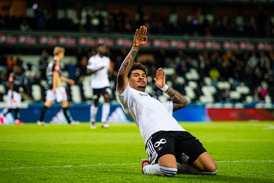 Noah Jean Holm of Rosenborg celebrates