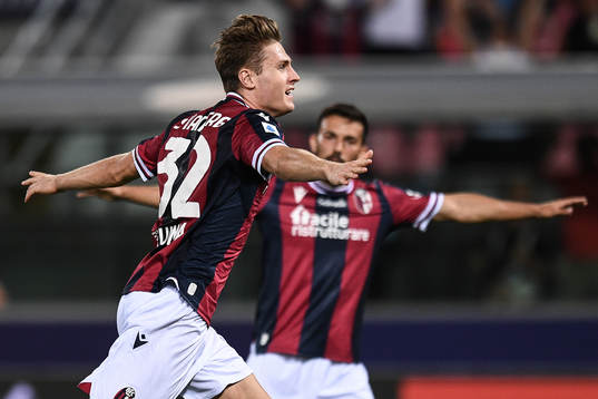 Mattias Svanberg of Bologna celebrates