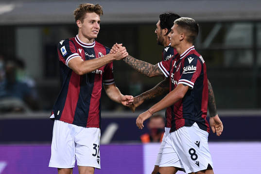Mattias Svanberg of Bologna celebrates