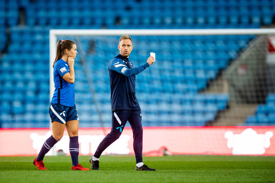 Emilie Bosshard Haavi and Martin Sjögren, head coach of