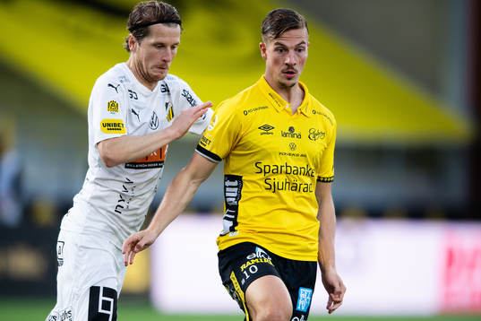 Häckens Erik Friberg och Elfsborgs Simon Olsson