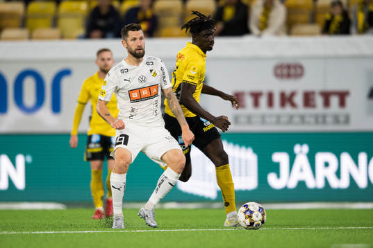 Häckens Joona Toivio och Elfsborgs Marokhy Ndione