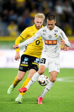 Häckens Tobias Carlsson och Elfsborgs Sveinn Aron
