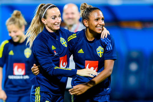 Kosovare Asllani and Madelen Janogy of the Swedish women's