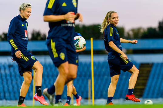 Lina Hurtig and Elin Rubensson of the Swedish women's