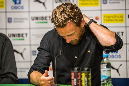 s tränare Bartosz Grzelak