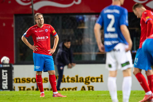 Helsingborgs Charlie Weberg deppar