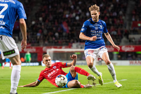Helsingborgs Dennis Olsson mot Trelleborgs Johan Blomberg