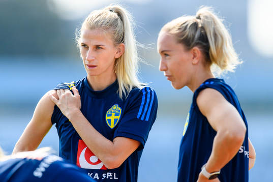Sofia Jakobsson and Julia Roddar of the Swedish women's