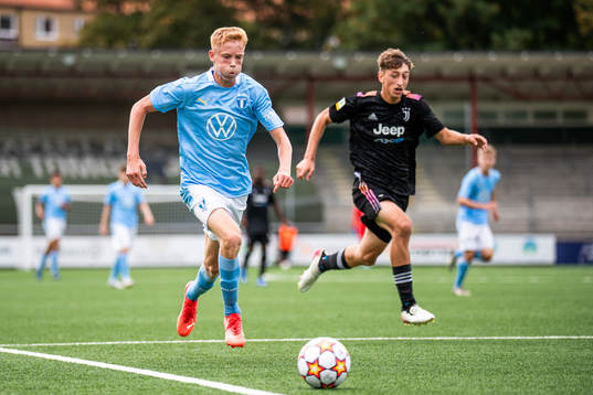 Hugo Larsson of Malmö FF and Jonas Jakob Rouhi of Juventus