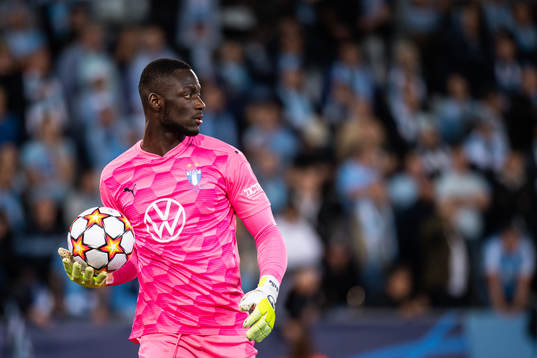 Goalkeeper Ismael Diawara of Malmö FF
