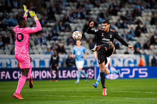 Goalkeeper Ismael Diawara of Malmö FF and Alvaro Morata of