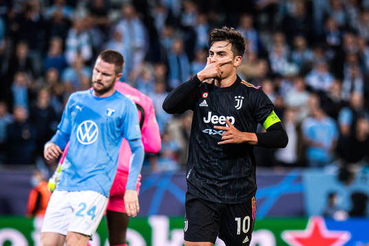 Paulo Dybala of Juventus celebrates the 0-2 goal