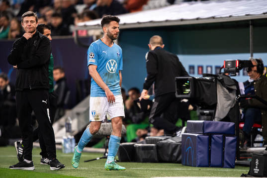 Erdal Rakip of Malmö FF leaves