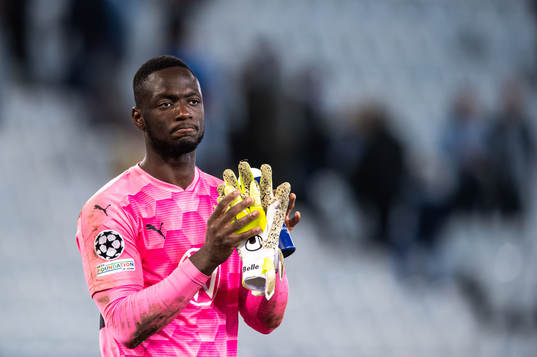 Goalkeeper Ismael Diawara of Malmö FF looks dejected