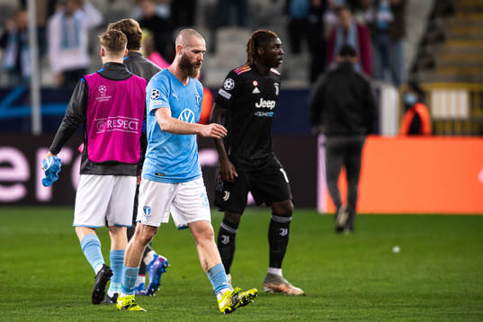 Jo Inge Berget of Malmö FF look dejected