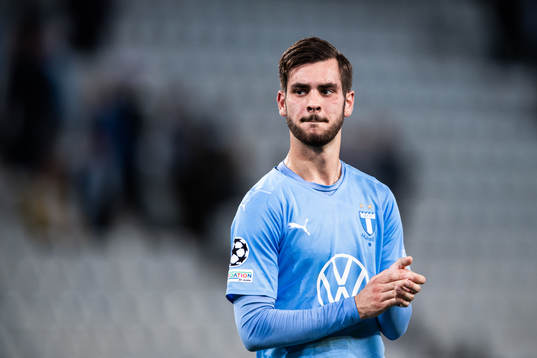 Adi Nalic of Malmö FF looks dejected