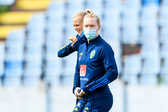 Goalkeeper Hedvig Lindahl of the Swedish women's national