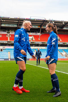 Maria Thorisdottir and Tuva Hansen of the Norwegian women's