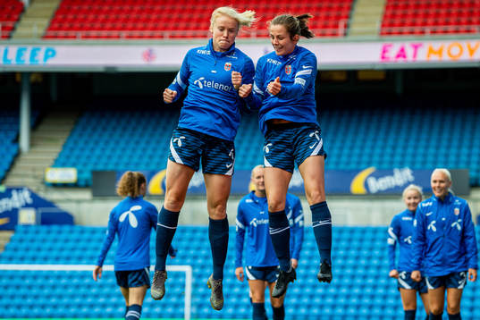Julie Blakstad and Tuva Hansen of the Norwegian women's