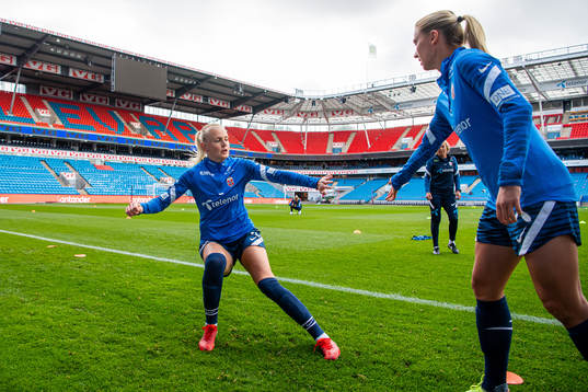 Karina Sævik and Lisa Fjeldstad Naalsund of the Norwegian