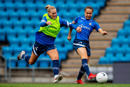 Lisa-Marie Karlseng Utland and Heidi Ellingsen of the
