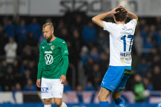 Värnamos Oscar Uddenäs deppar