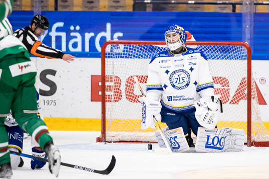 Leksands målvakt Kasimir Kaskisuo deppar