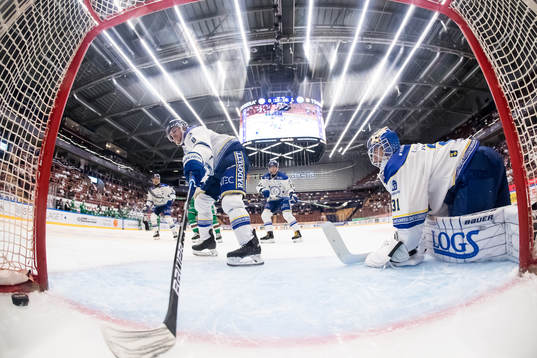 Leksands Matt Caito och Leksands målvakt Kasimir Kaskisuo