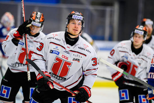 Örebros Christopher Mastomäki jublar