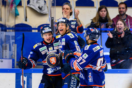 Växjös Richard Gynge jublar