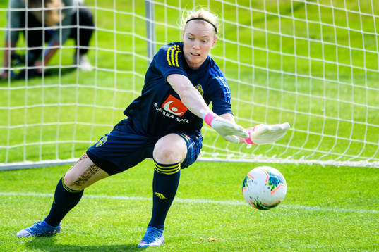 Goalkeeper Hedvig Lindahl of the Swedish women's national